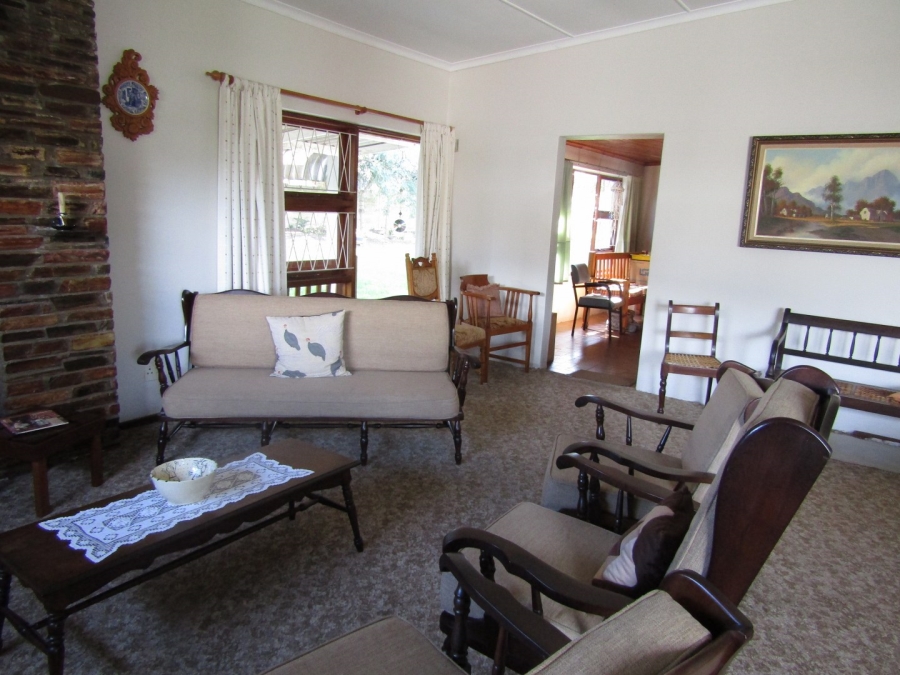 6 Bedroom Property for Sale in Humansdorp Eastern Cape